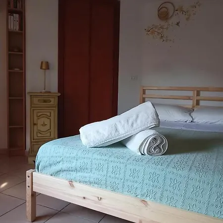 Cozy Place - Mansarda Accogliente Lägenhet Rom